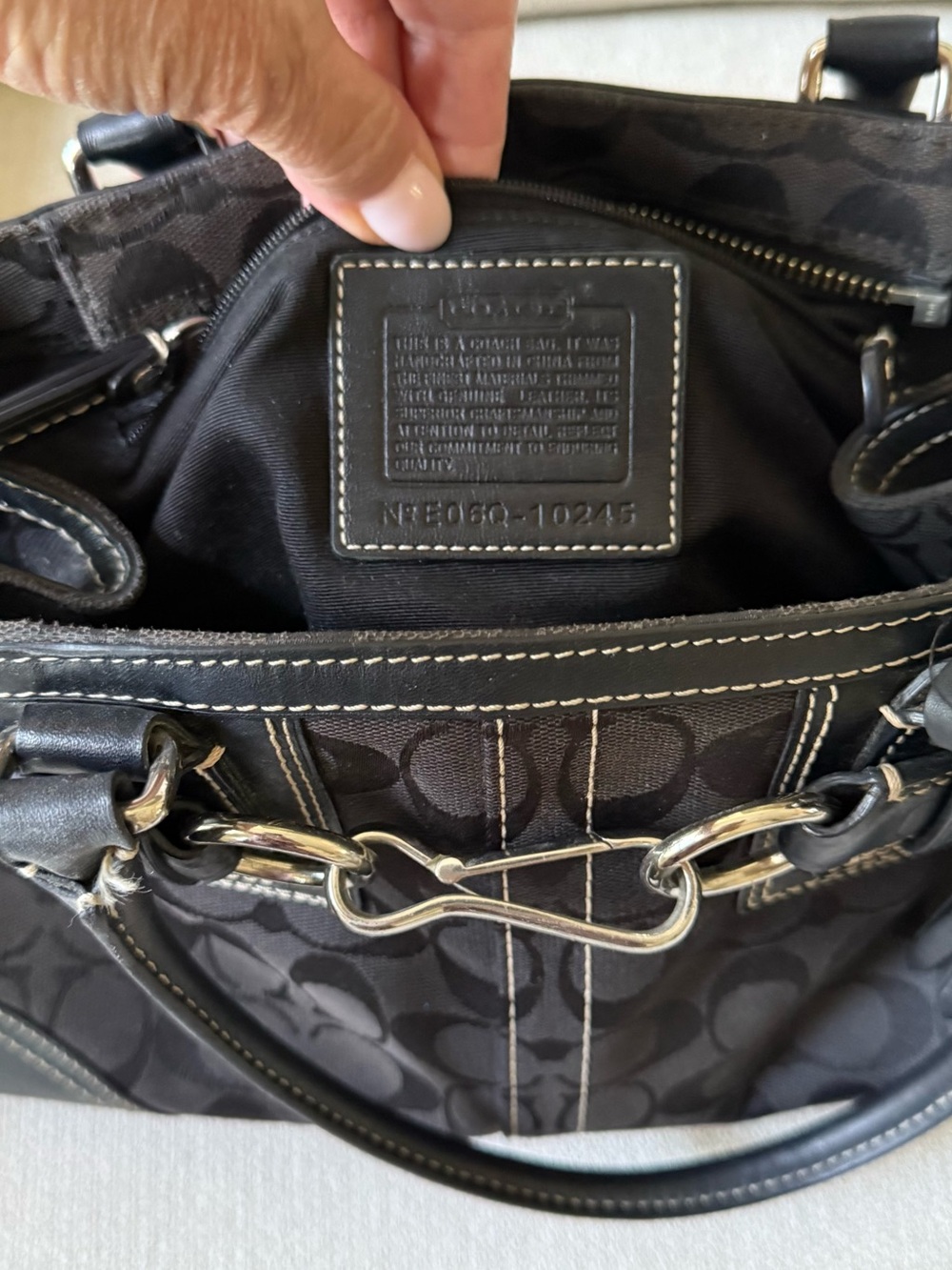 Coach Black Signature Canvas Shoulder Bag with Silver Hardware - Picture 3 of 3